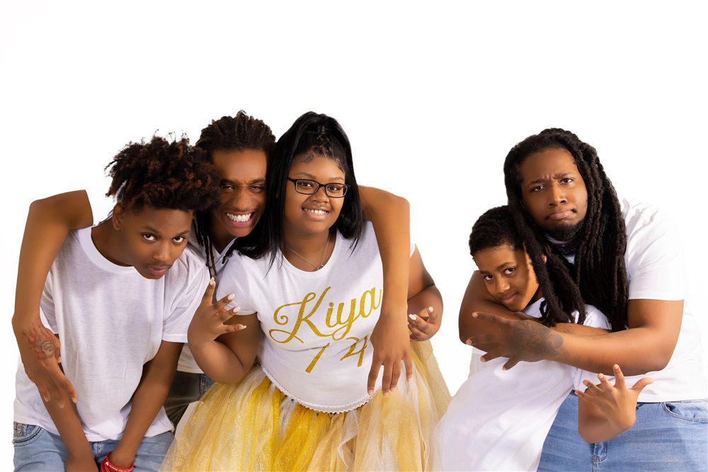 Kiya gallery cover